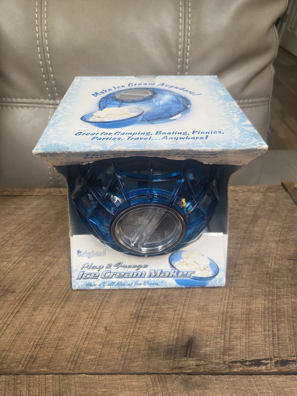 The Original Play & Freeze Ice Cream Maker Ball Blue 1 Pint NIB Vintage ~ Bin 1C